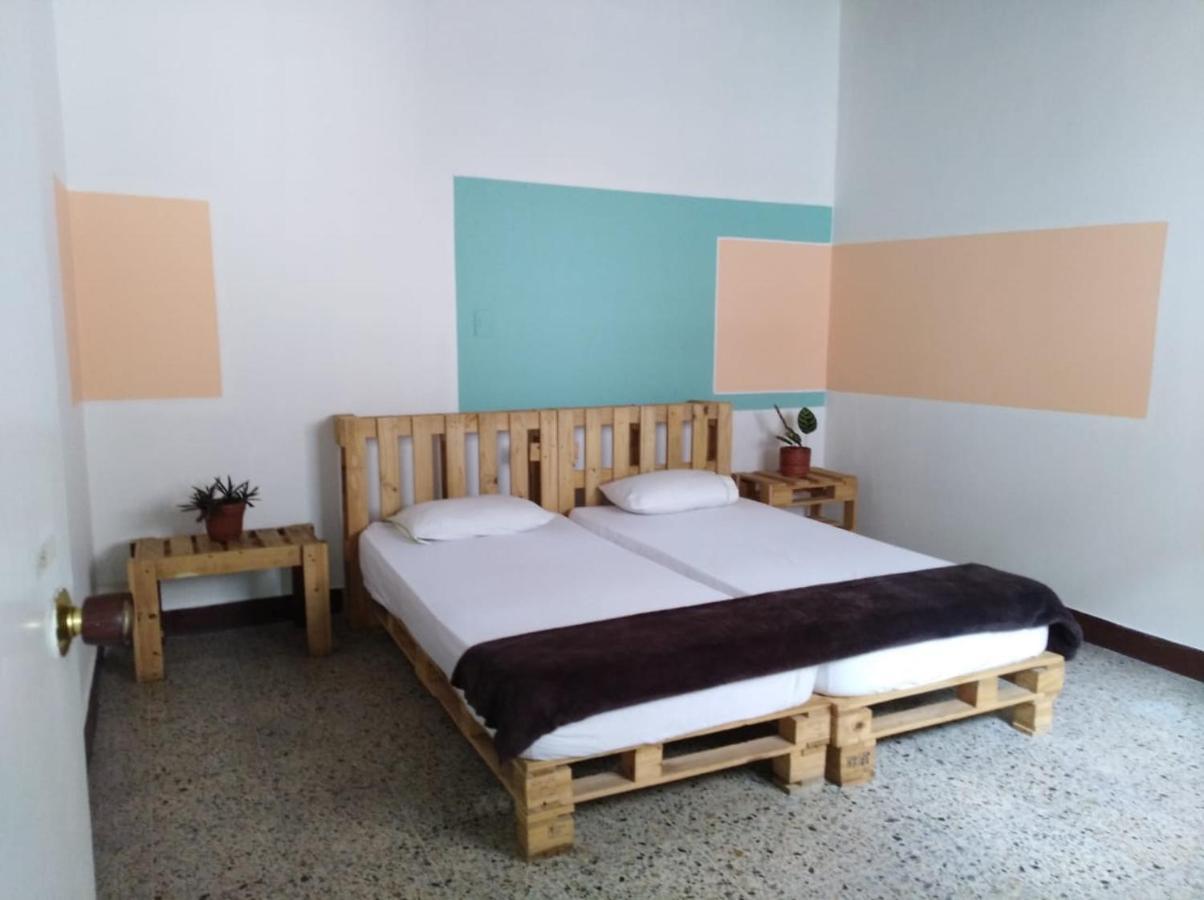 Hostal Rich Medellín Exteriör bild