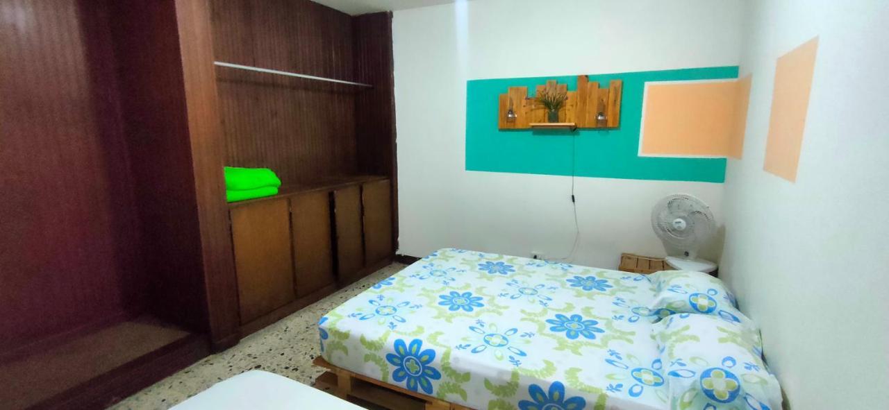 Hostal Rich Medellín Exteriör bild