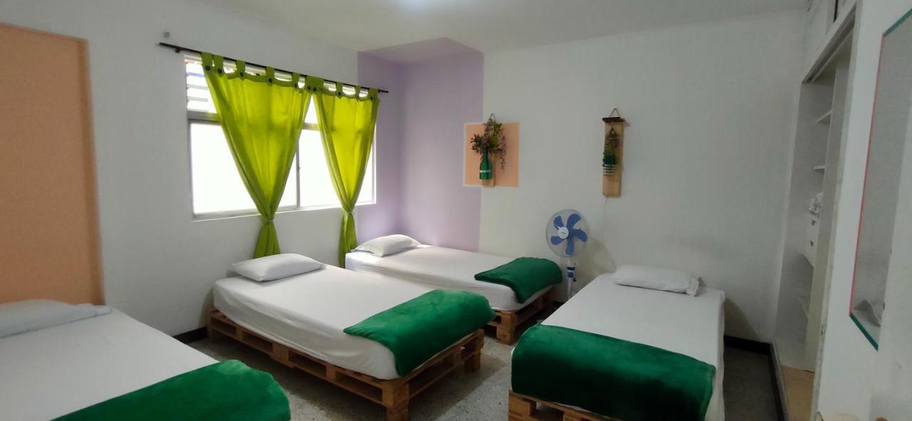 Hostal Rich Medellín Exteriör bild