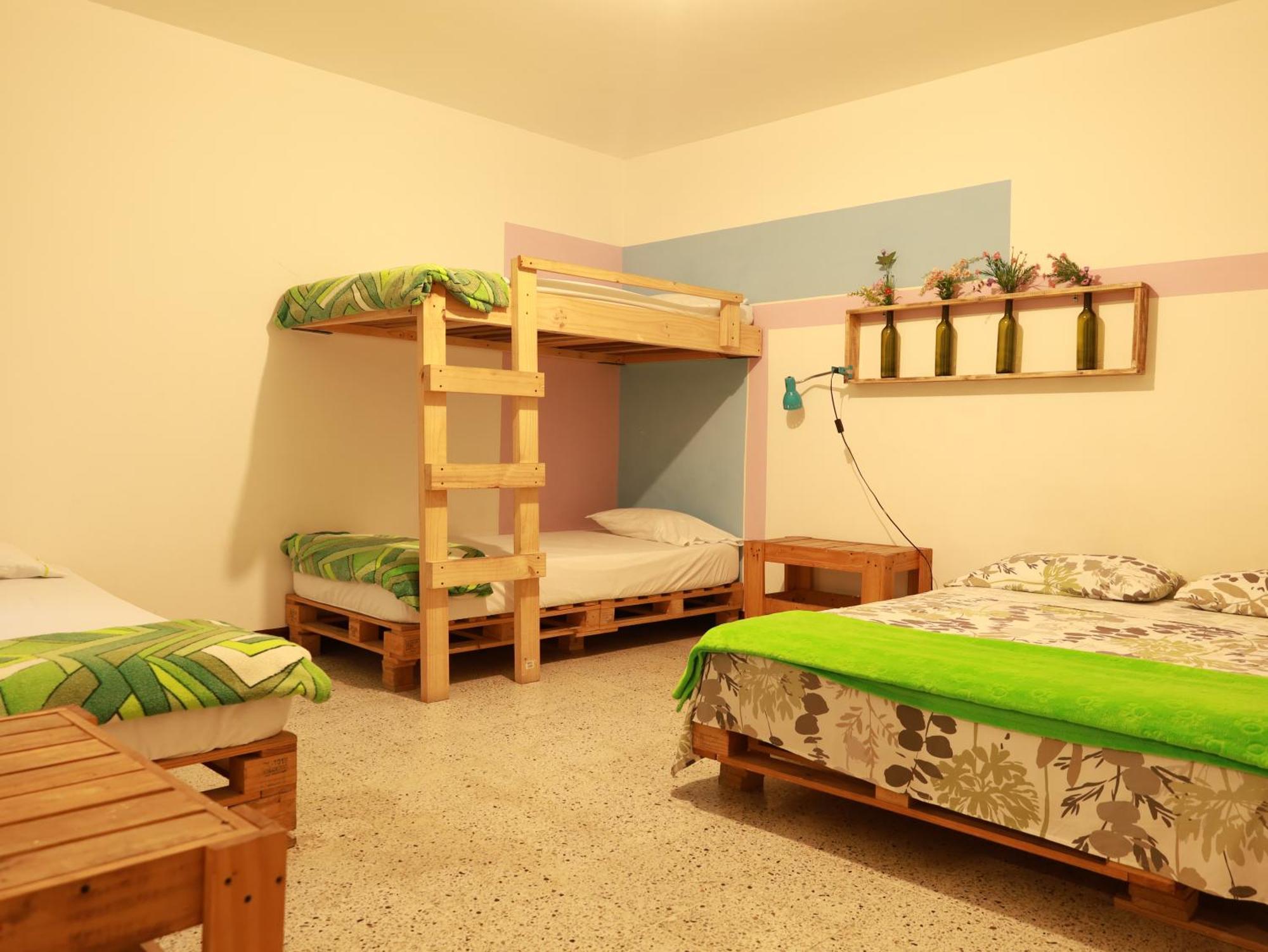 Hostal Rich Medellín Exteriör bild