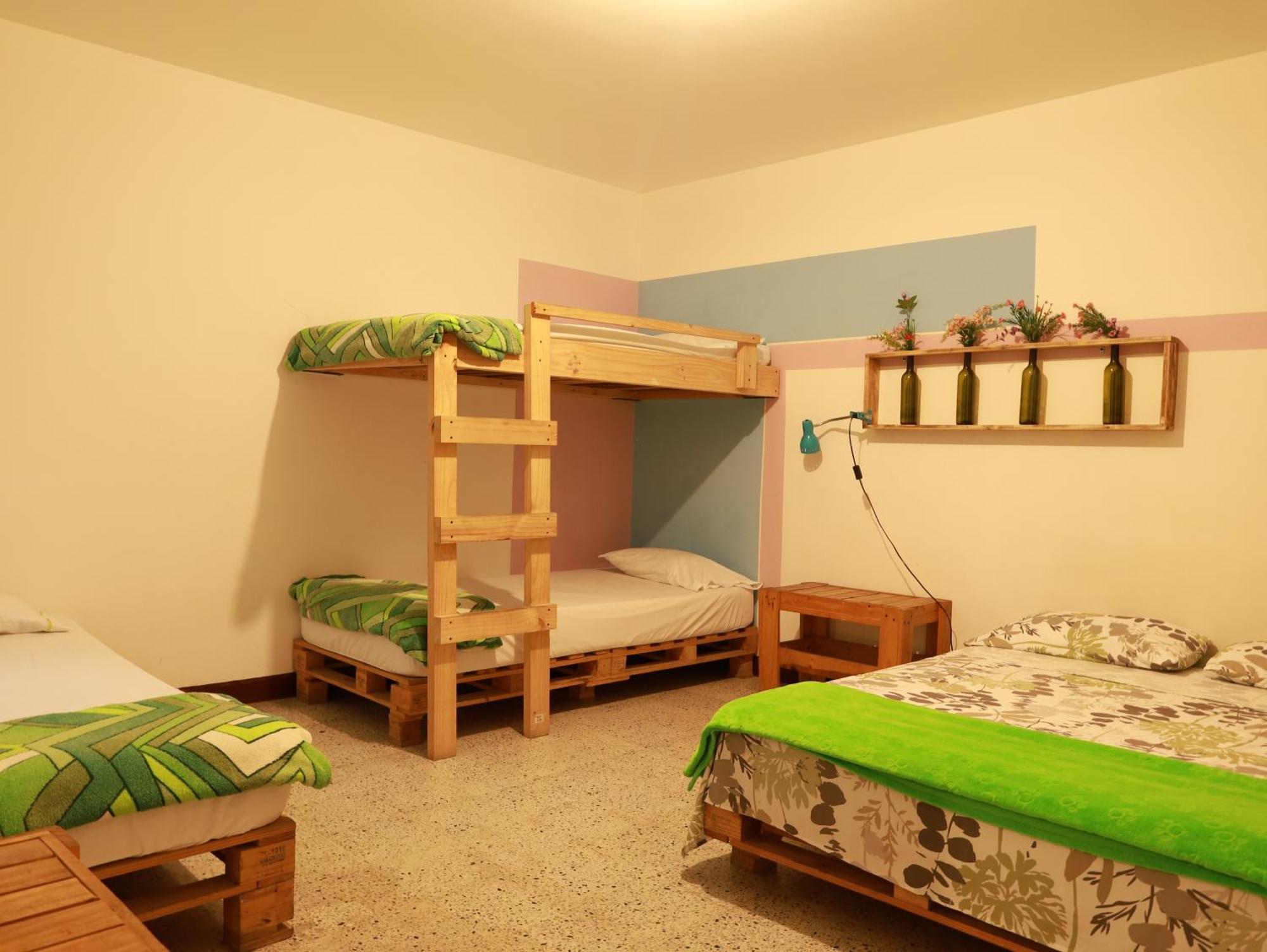 Hostal Rich Medellín Exteriör bild