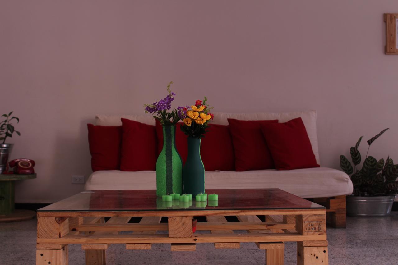 Hostal Rich Medellín Exteriör bild