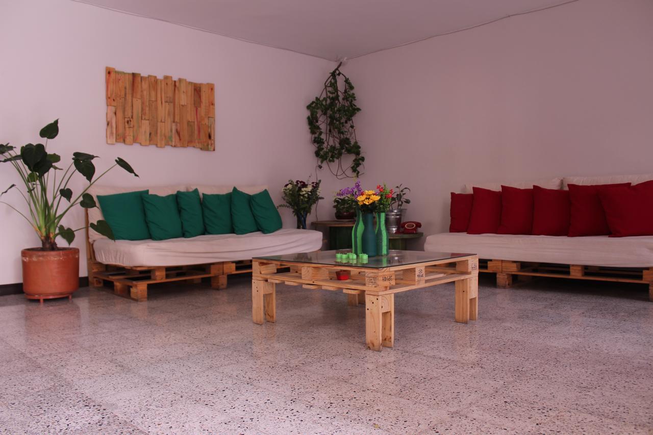 Hostal Rich Medellín Exteriör bild