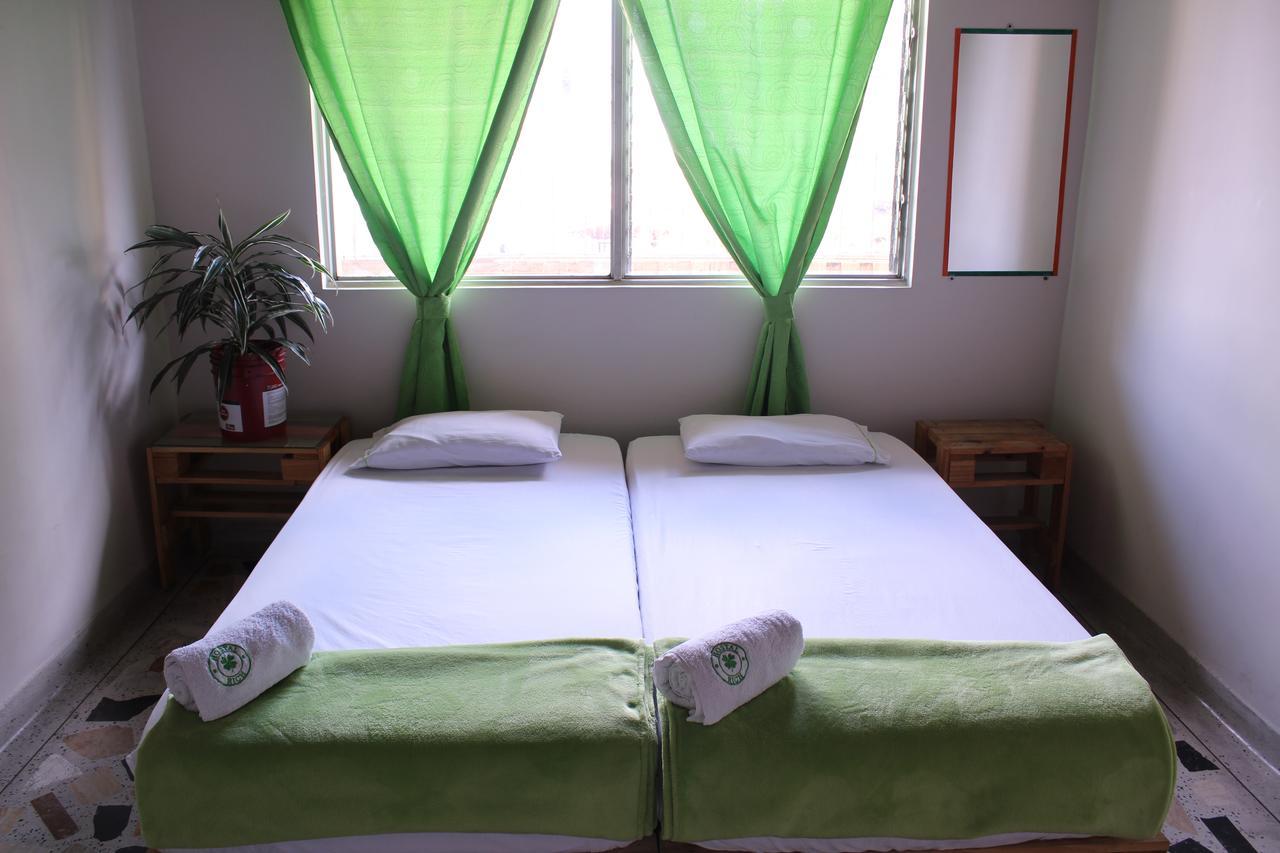 Hostal Rich Medellín Exteriör bild