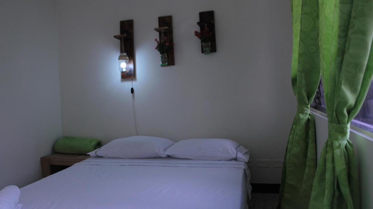 Hostal Rich Medellín Exteriör bild
